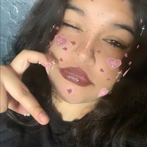 Meet your Posher, Boobie